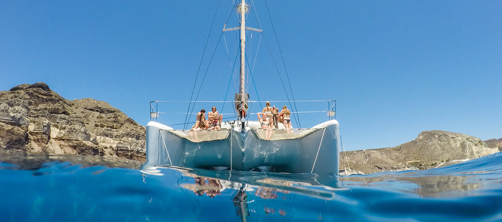 catamaran ride santorini